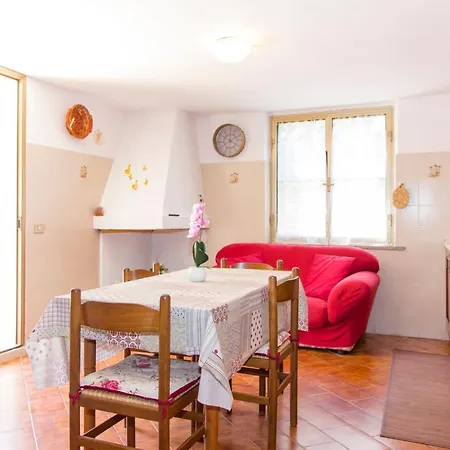 Apartment Bright *